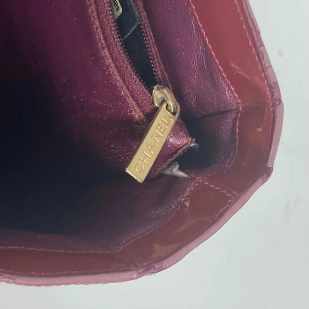 CHANEL Bag CC CC Mark bag Shoulder Bag enamel Red